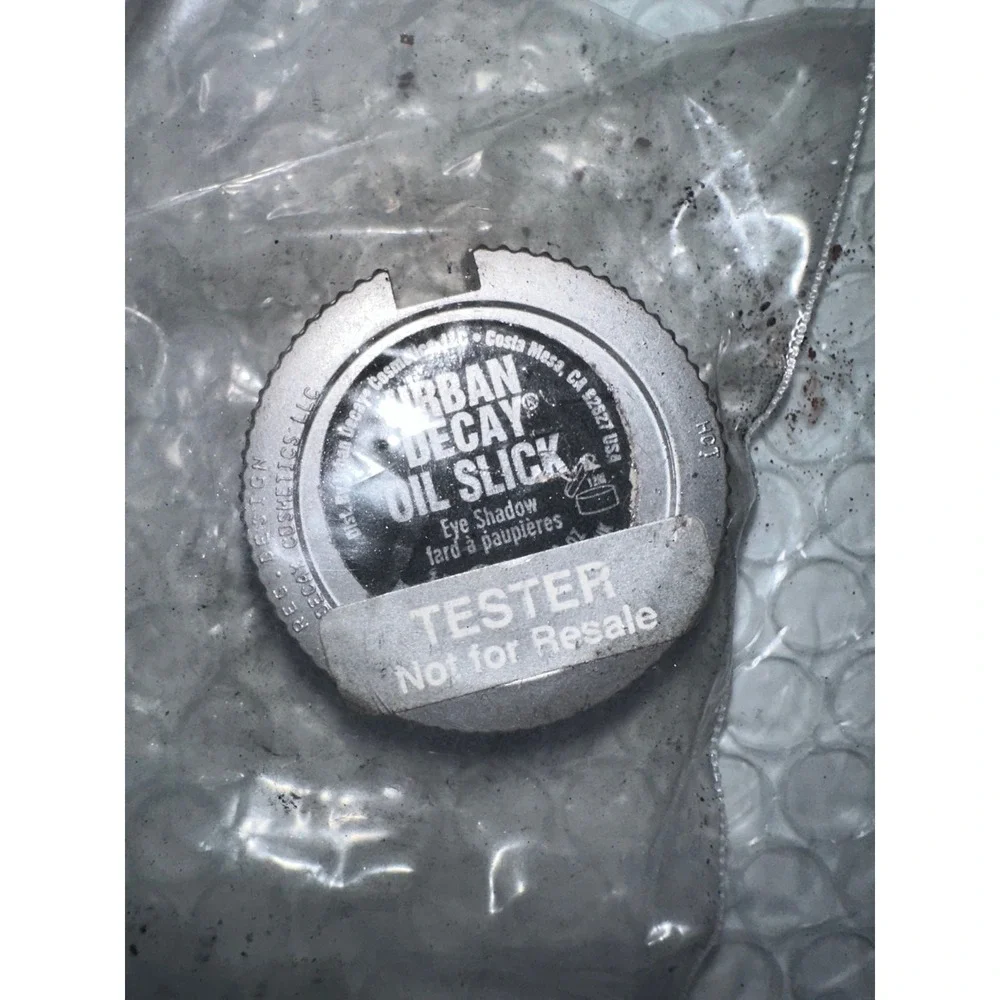 Urban decay eyeshadow oil slick‎ token